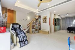 Hillcrest Villa (D11), Terrace #556210121